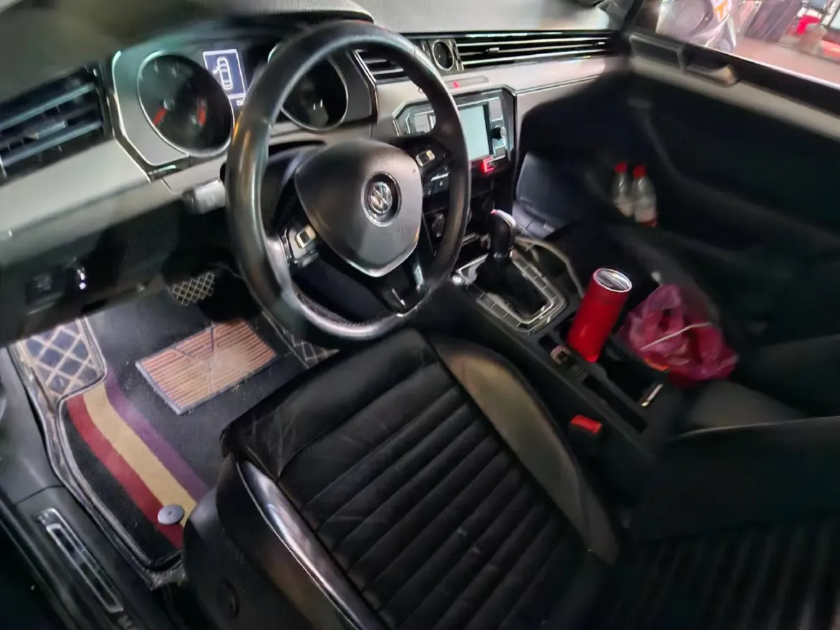 2018 Volkswagen Magotan 1.8T 180HP L4 7DCT,autocango,china used car exporter,china ev exporter,chinese used car exporter,chinese used ev exporter