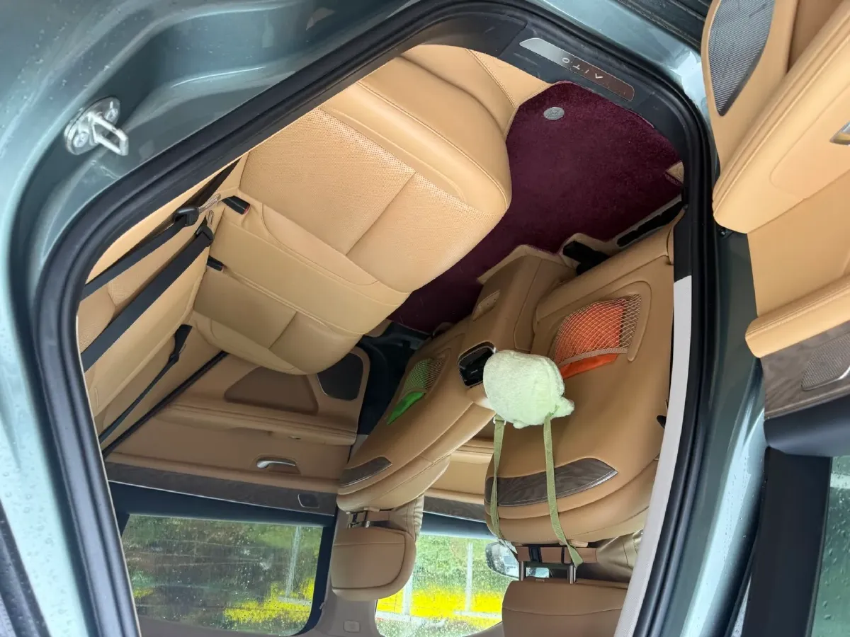 2022 JMC YuHu 7 2.0T 141HP L4 8AT,autocango,china used car exporter,china ev exporter,chinese used car exporter,chinese used ev exporter