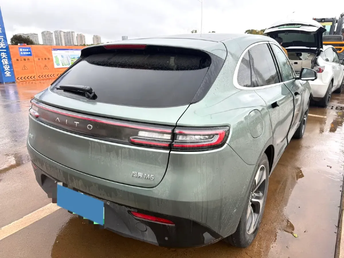 2022 JMC YuHu 7 2.0T 141HP L4 8AT,autocango,china used car exporter,china ev exporter,chinese used car exporter,chinese used ev exporter