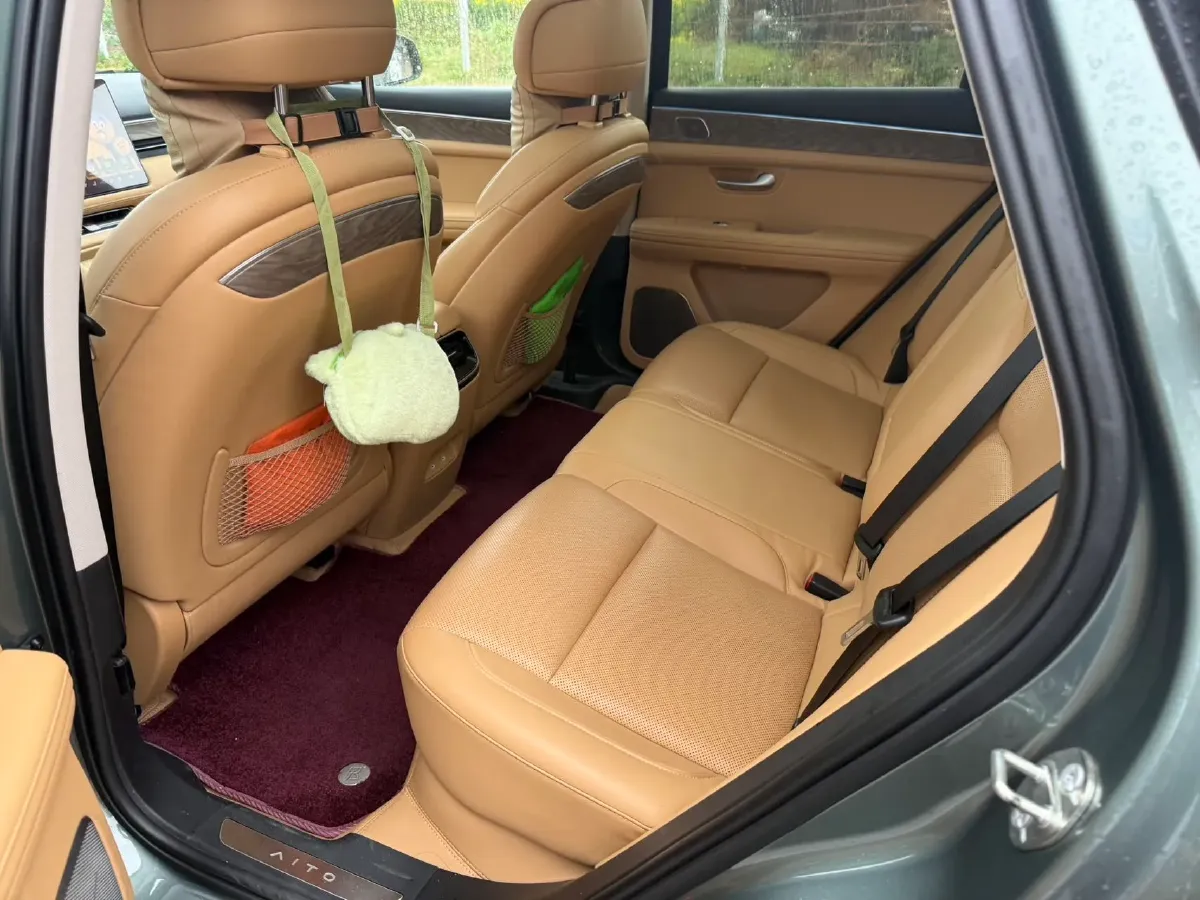 2022 JMC YuHu 7 2.0T 141HP L4 8AT,autocango,china used car exporter,china ev exporter,chinese used car exporter,chinese used ev exporter