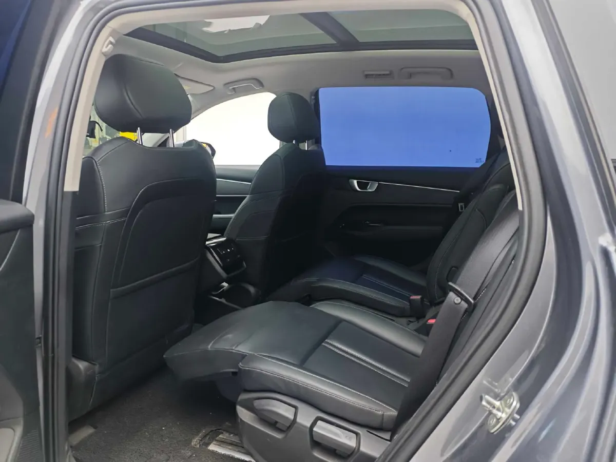 2022 WuLing KaiJie 1.5T 177HP L4 CVT,autocango,china used car exporter,china ev exporter,chinese used car exporter,chinese used ev exporter