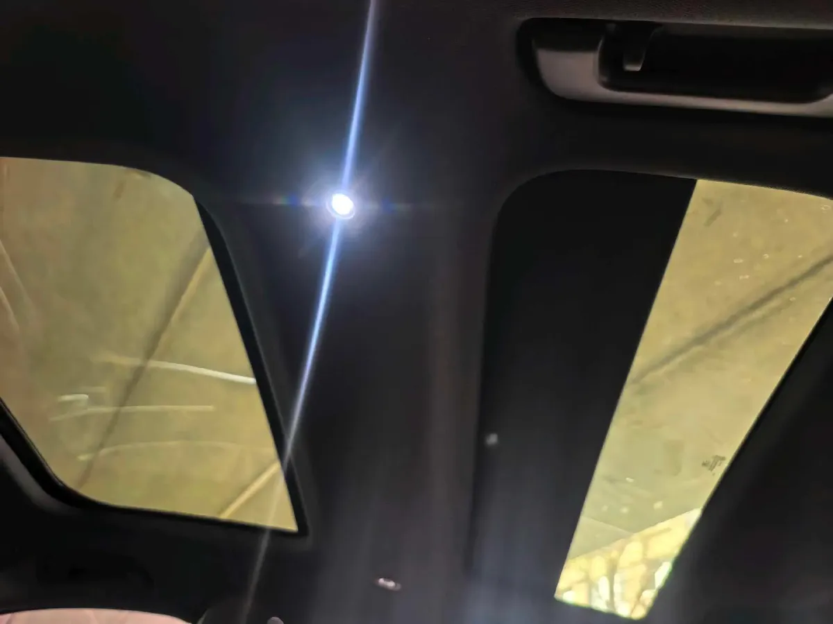 2025 Audi A6L 2.0T 190HP L4 7DCT,autocango,china used car exporter,china ev exporter,chinese used car exporter,chinese used ev exporter