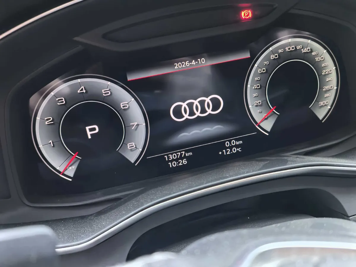 2025 Audi A6L 2.0T 190HP L4 7DCT,autocango,china used car exporter,china ev exporter,chinese used car exporter,chinese used ev exporter