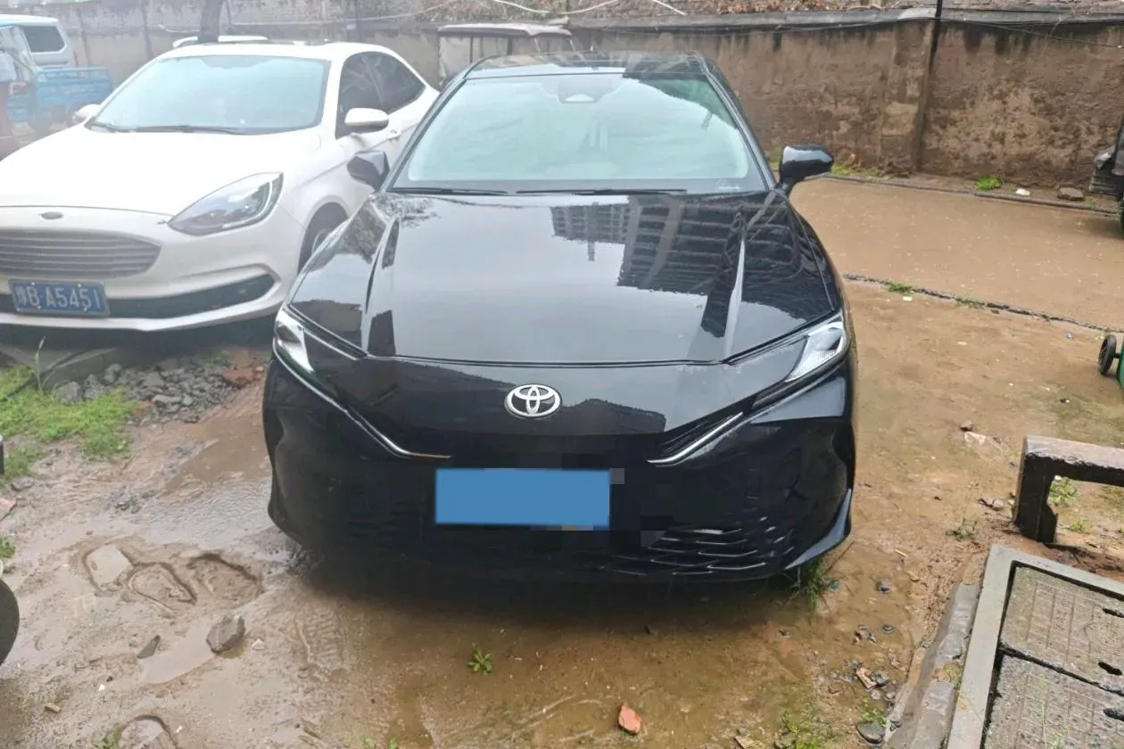 2024 Toyota Camry 2.0L 173HP L4 CVT,autocango,china used car exporter,china ev exporter,chinese used car exporter,chinese used ev exporter