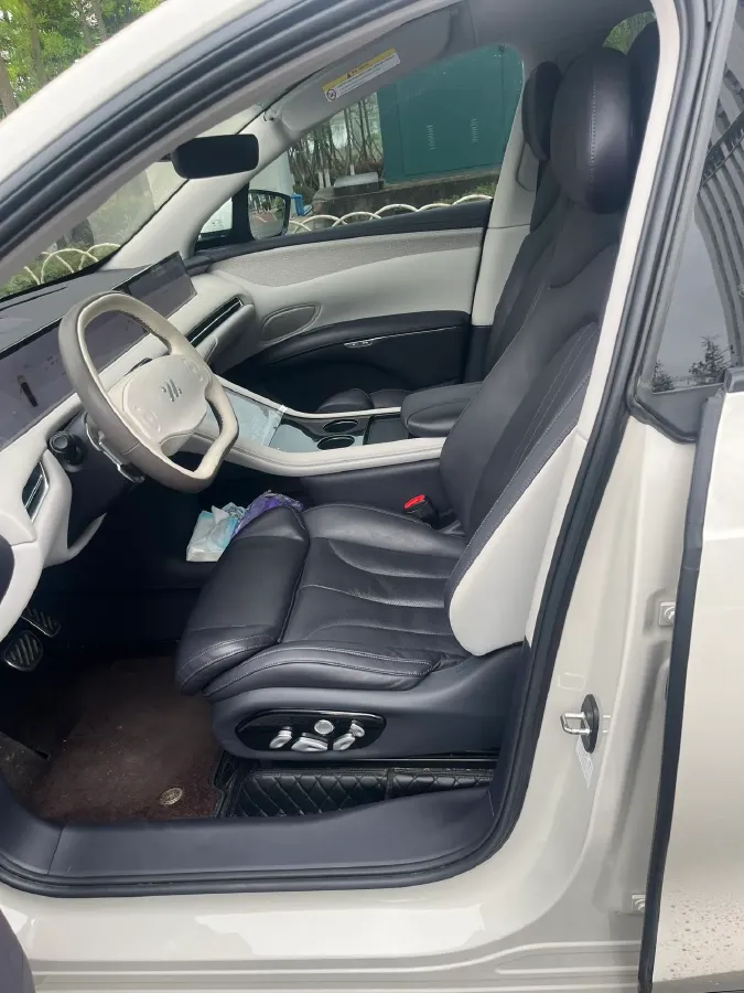 2023 IM LS7 BEV 100KWH,autocango,china used car exporter,china ev exporter,chinese used car exporter,chinese used ev exporter