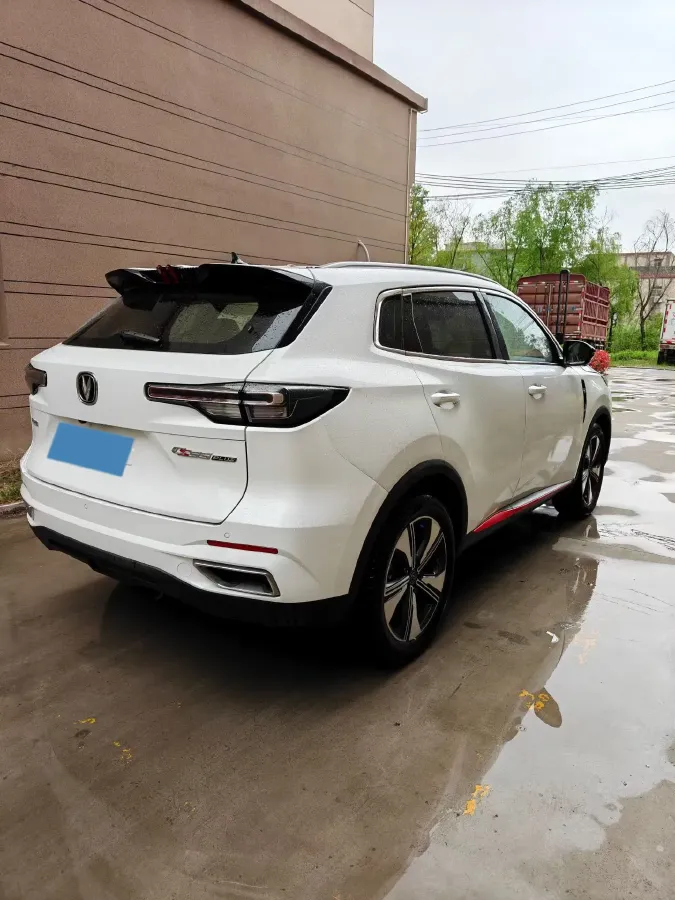 2022 ChangAn Oshan X7 Plus 1.5T 188HP L4 7DCT,autocango,china used car exporter,china ev exporter,chinese used car exporter,chinese used ev exporter