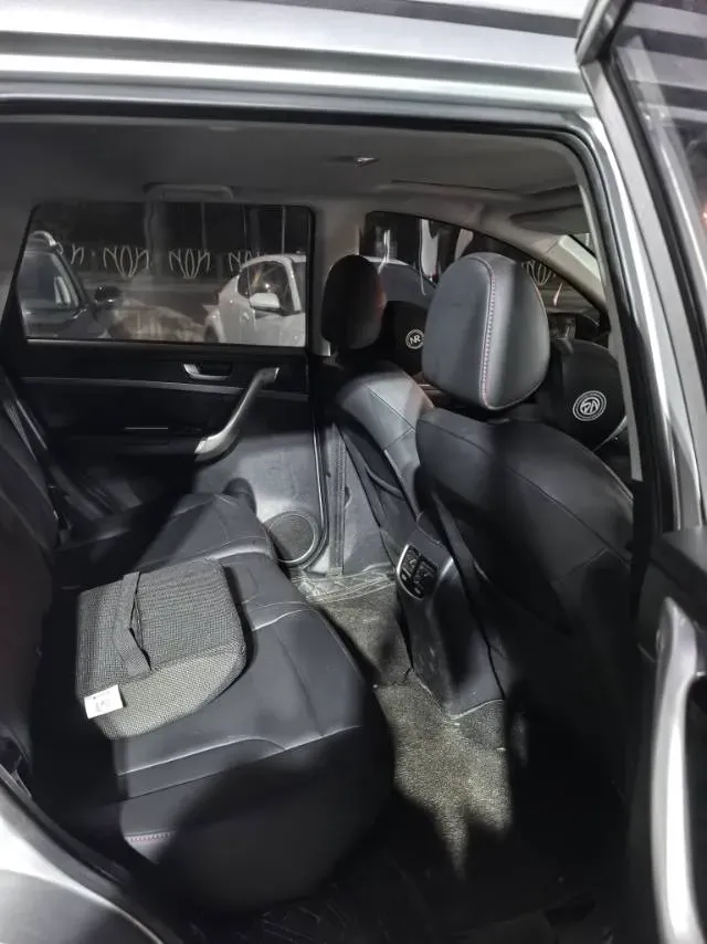 2019 Haval M6 1.5T 150HP L4 6MT,autocango,china used car exporter,china ev exporter,chinese used car exporter,chinese used ev exporter