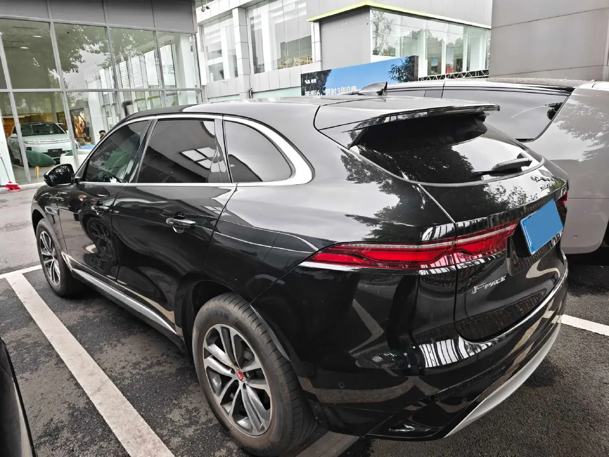 2021 Jaguar F-PACE 2.0T 250HP L4 8AT,autocango,china used car exporter,china ev exporter,chinese used car exporter,chinese used ev exporter