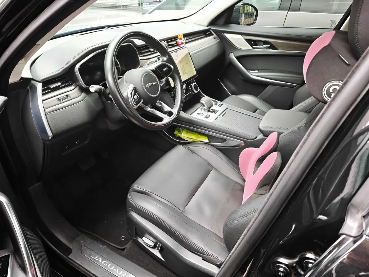 2021 Jaguar F-PACE 2.0T 250HP L4 8AT,autocango,china used car exporter,china ev exporter,chinese used car exporter,chinese used ev exporter