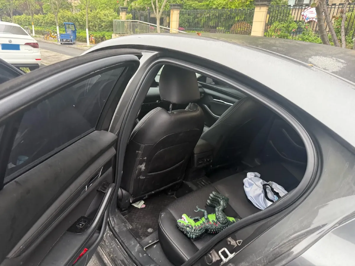 2021 Mazda 3 Axela 2.0L 158HP L4 6AT,autocango,china used car exporter,china ev exporter,chinese used car exporter,chinese used ev exporter