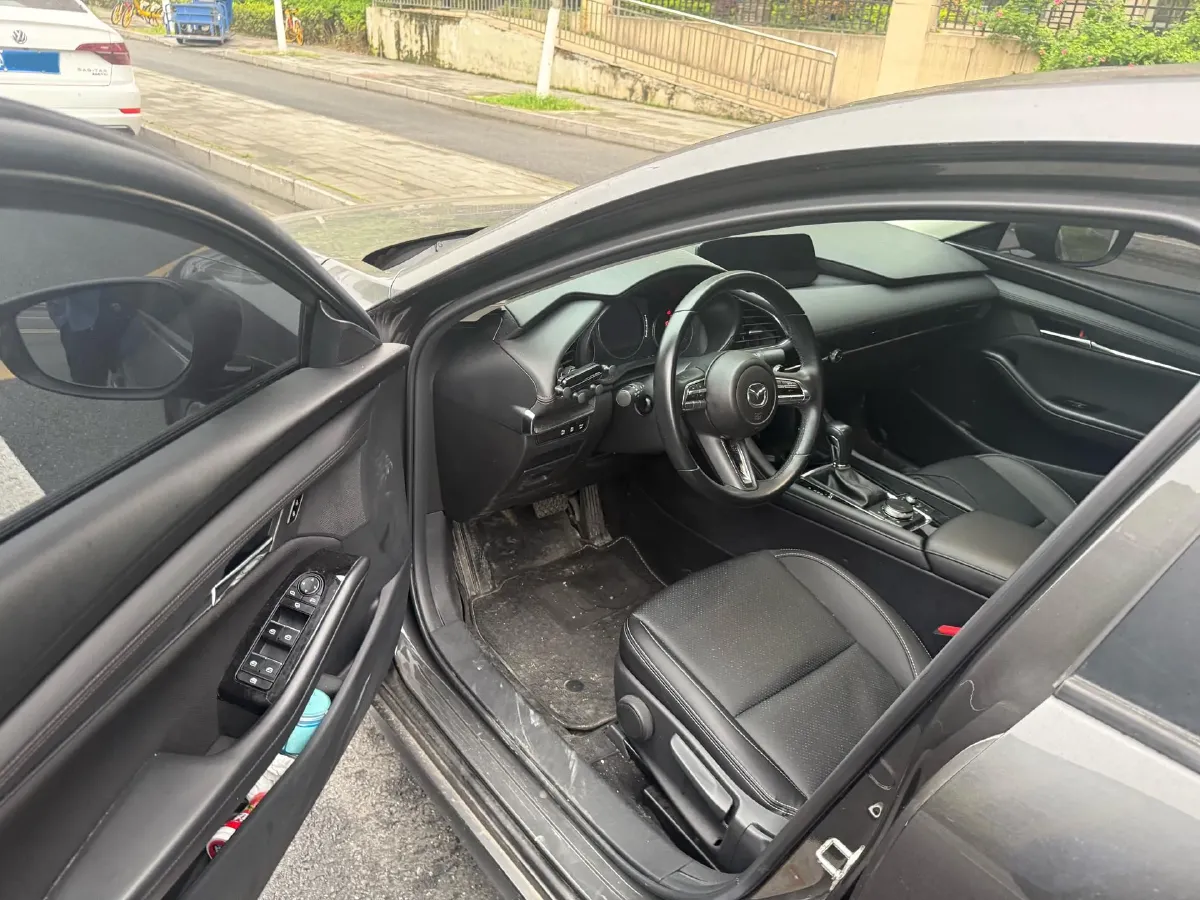 2021 Mazda 3 Axela 2.0L 158HP L4 6AT,autocango,china used car exporter,china ev exporter,chinese used car exporter,chinese used ev exporter