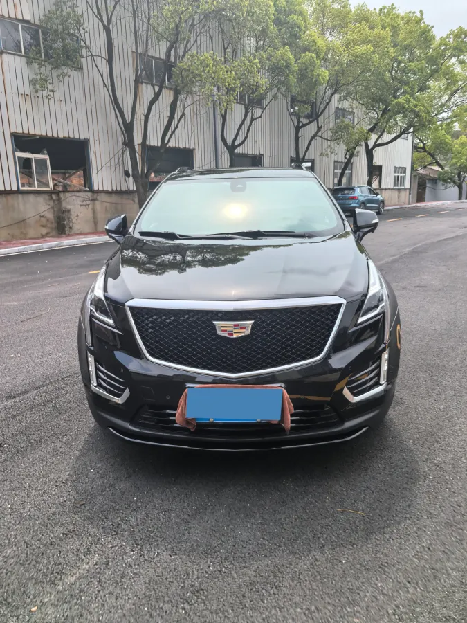 2024 Cadillac XT5 2.0T 237HP L4 9AT,autocango,china used car exporter,china ev exporter,chinese used car exporter,chinese used ev exporter