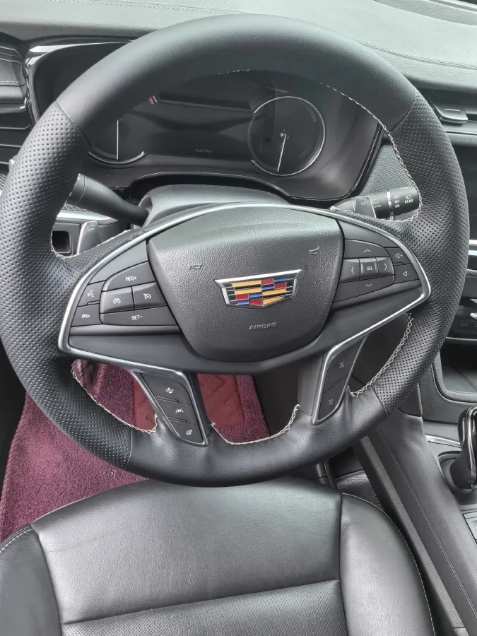 2024 Cadillac XT5 2.0T 237HP L4 9AT,autocango,china used car exporter,china ev exporter,chinese used car exporter,chinese used ev exporter