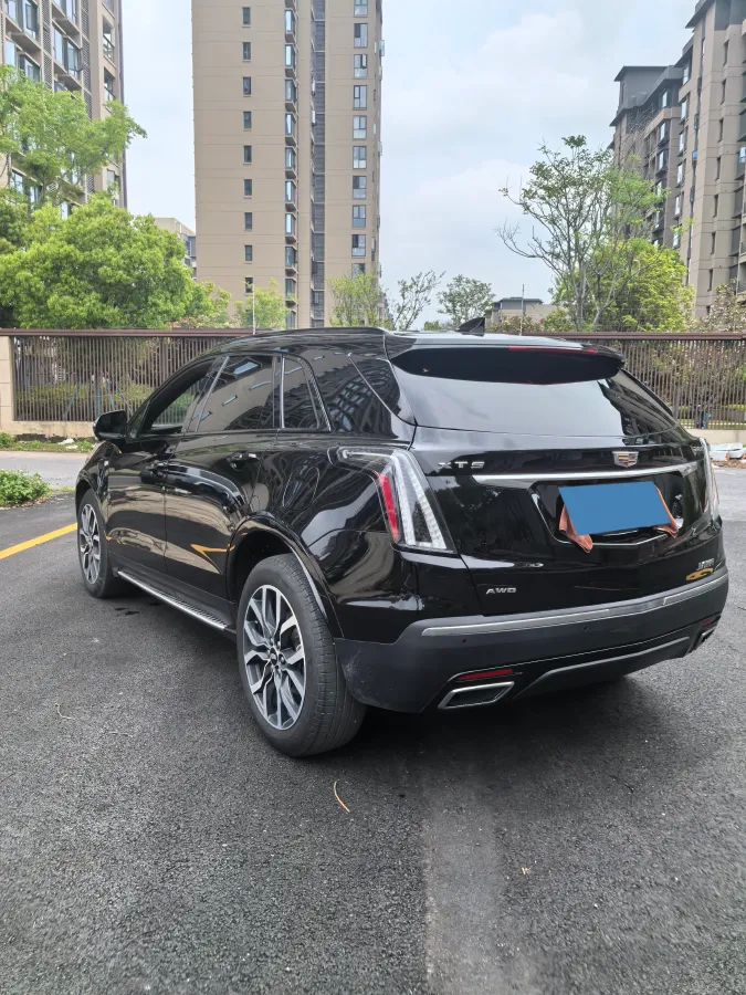 2024 Cadillac XT5 2.0T 237HP L4 9AT,autocango,china used car exporter,china ev exporter,chinese used car exporter,chinese used ev exporter
