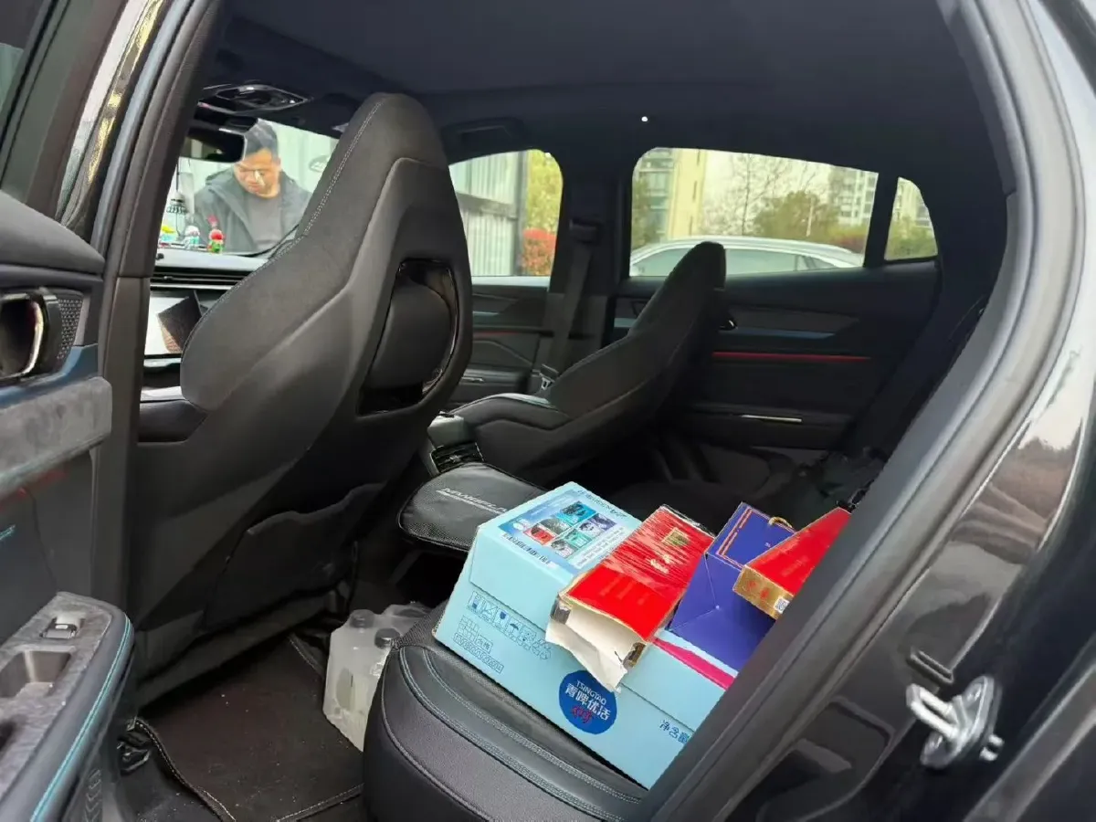 2021 Peugeot 508L 1.6T 200HP L4 8AT PHEV 12KWH,autocango,china used car exporter,china ev exporter,chinese used car exporter,chinese used ev exporter