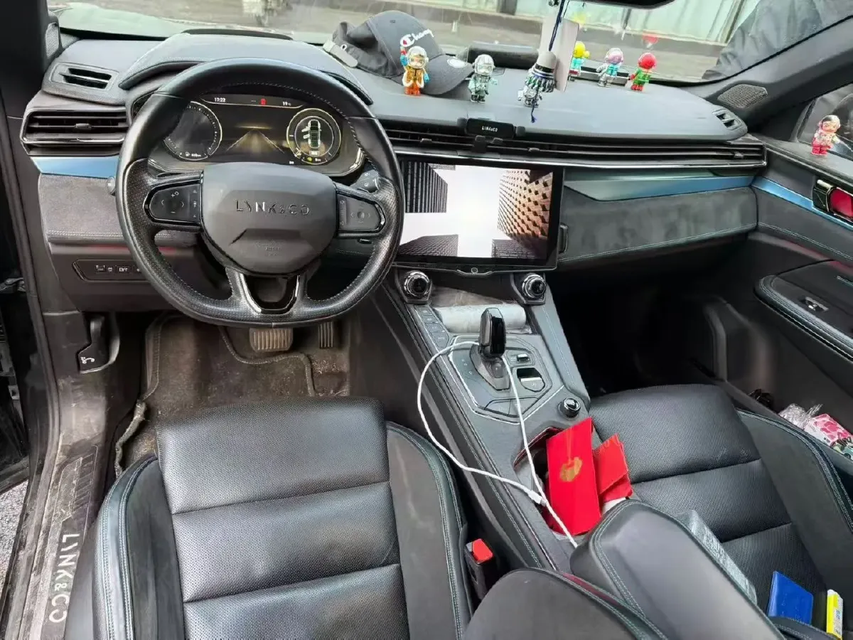 2021 Peugeot 508L 1.6T 200HP L4 8AT PHEV 12KWH,autocango,china used car exporter,china ev exporter,chinese used car exporter,chinese used ev exporter