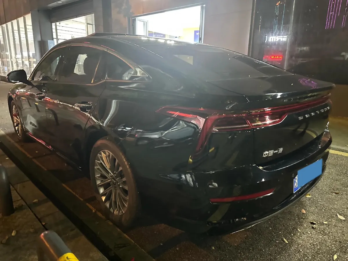 2023 Bestune B70 1.5T 169HP L4 7DCT,autocango,china used car exporter,china ev exporter,chinese used car exporter,chinese used ev exporter