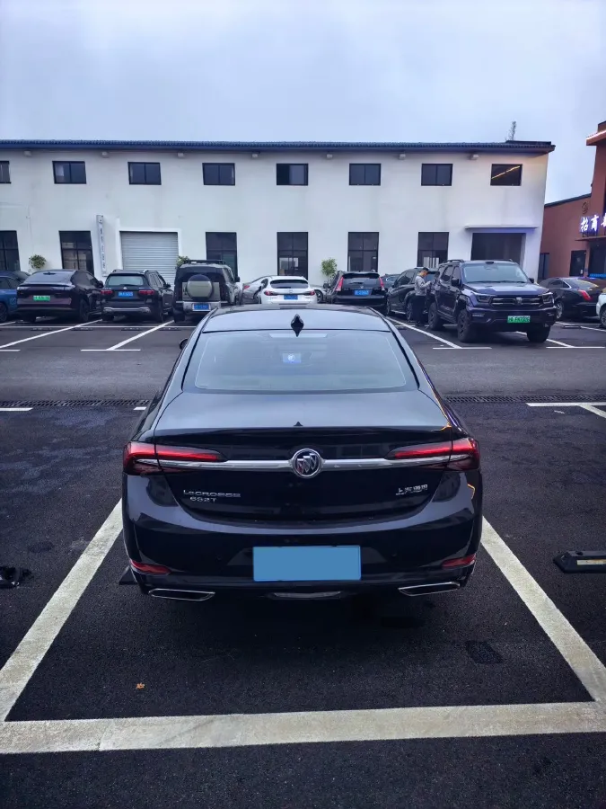 2021 Buick Larcosse 2.0T 237HP L4 9AT,autocango,china used car exporter,china ev exporter,chinese used car exporter,chinese used ev exporter