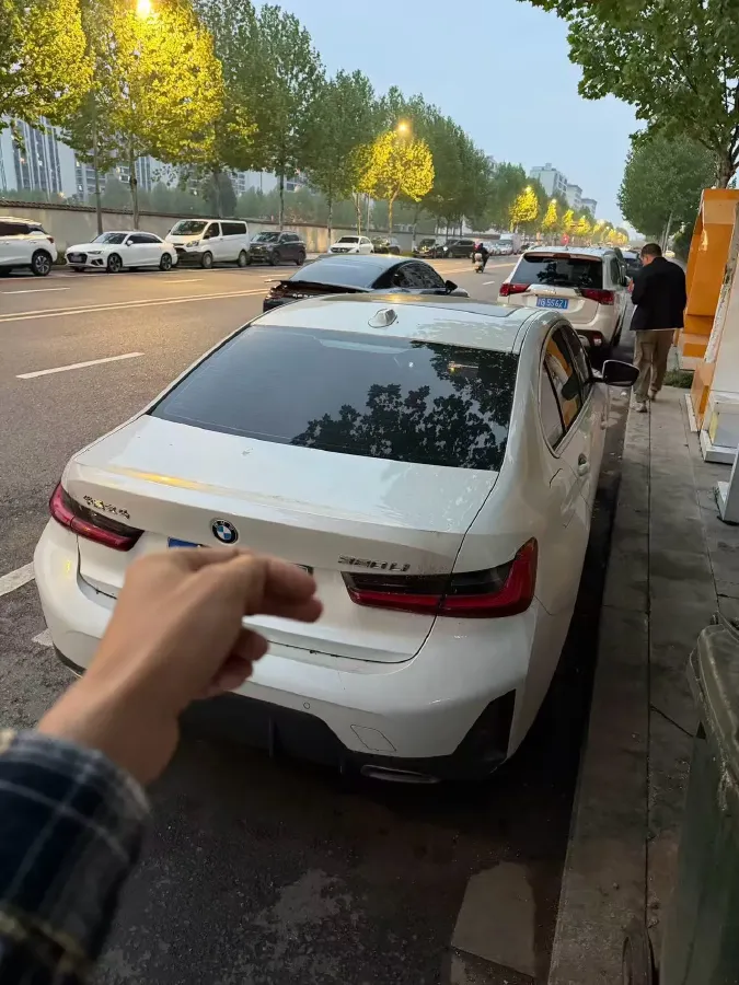 2023 BMW 3 Series 2.0T 156HP L4 8AT,autocango,china used car exporter,china ev exporter,chinese used car exporter,chinese used ev exporter