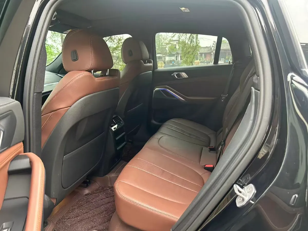 2021 BMW X6 2.0T 265HP L4 8AT,autocango,china used car exporter,china ev exporter,chinese used car exporter,chinese used ev exporter