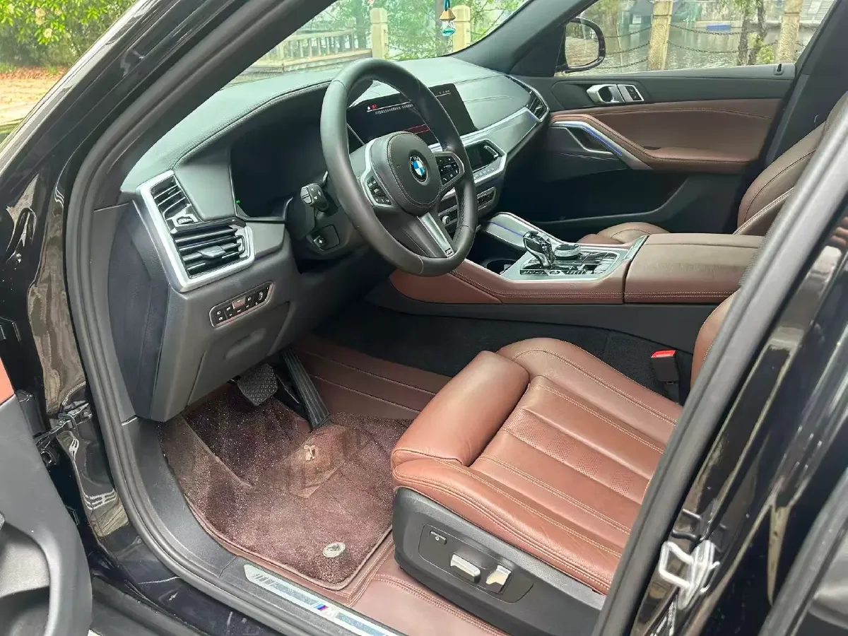 2021 BMW X6 2.0T 265HP L4 8AT,autocango,china used car exporter,china ev exporter,chinese used car exporter,chinese used ev exporter