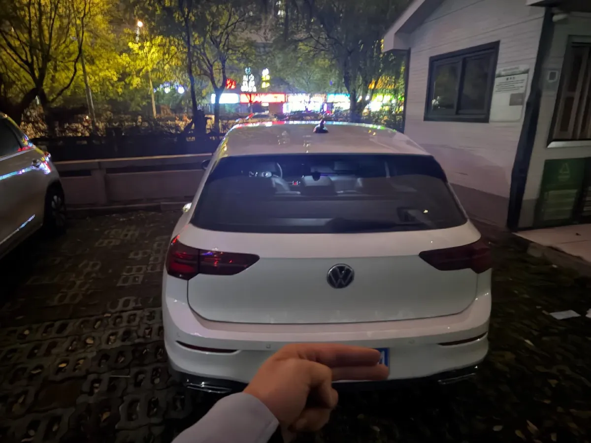2023 Volkswagen Golf 1.4T 150HP L4 7DCT,autocango,china used car exporter,china ev exporter,chinese used car exporter,chinese used ev exporter