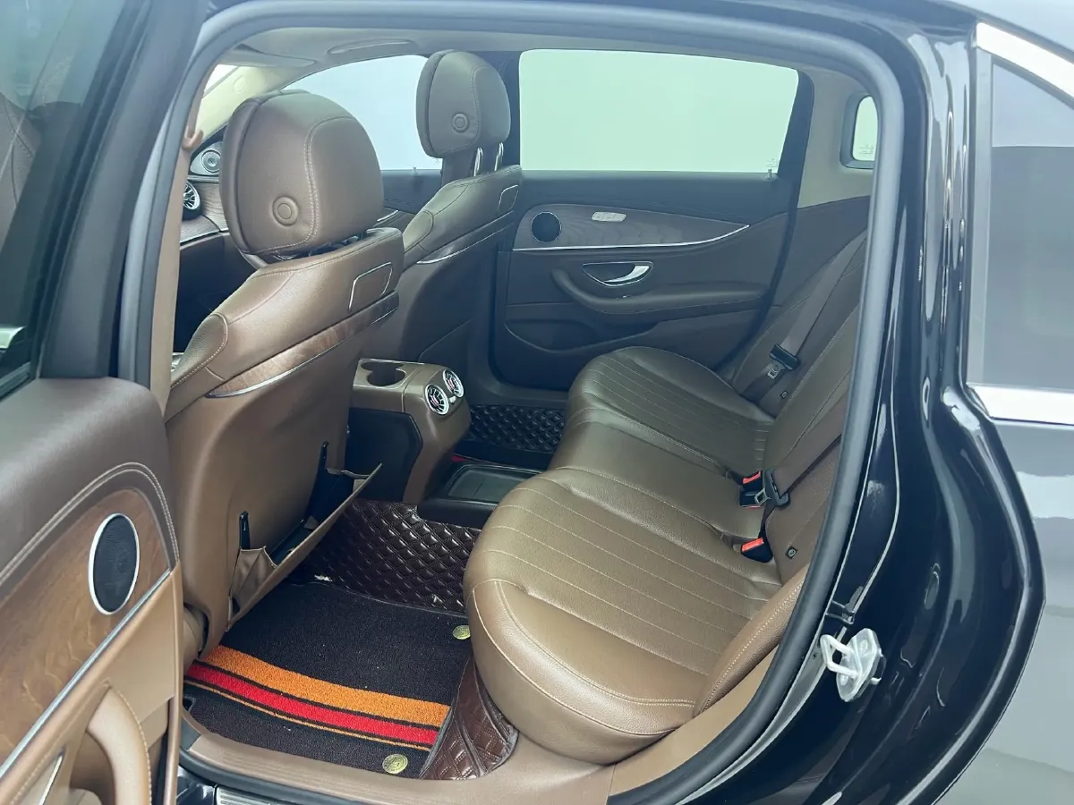 2020 Mercedes-Benz E Class 2.0T 258HP L4 9AT,autocango,china used car exporter,china ev exporter,chinese used car exporter,chinese used ev exporter