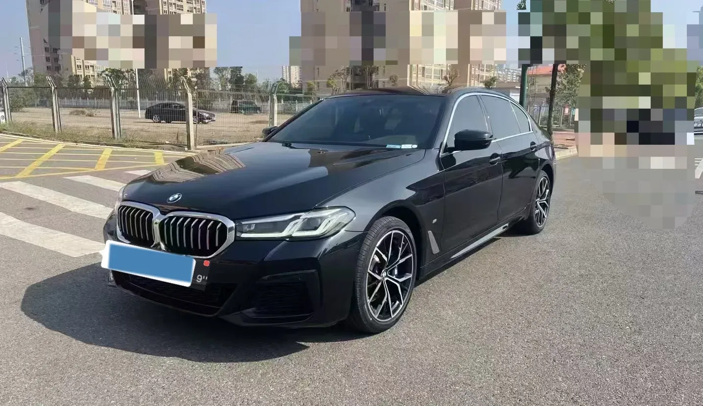 2022 BMW 5 Series 2.0T 252HP L4 8AT,autocango,china used car exporter,china ev exporter,chinese used car exporter,chinese used ev exporter