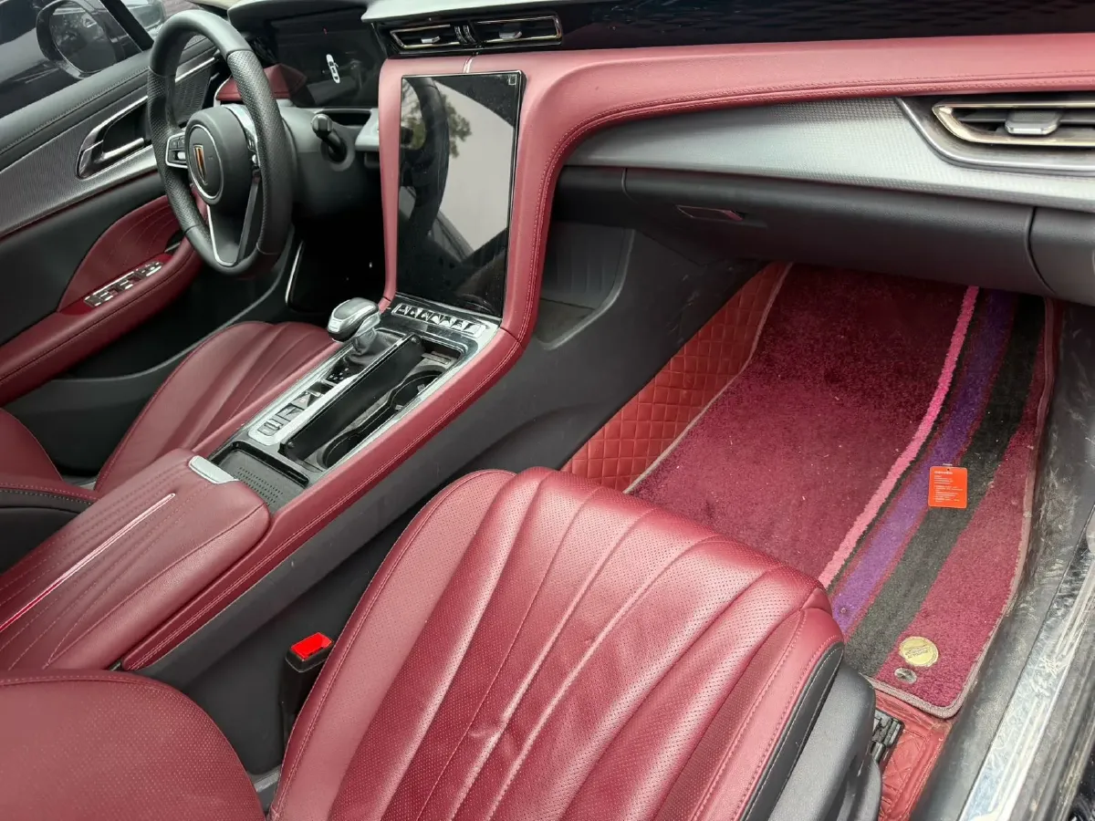 2024 HongQi H5 2.0T 224HP L4 8AT,autocango,china used car exporter,china ev exporter,chinese used car exporter,chinese used ev exporter