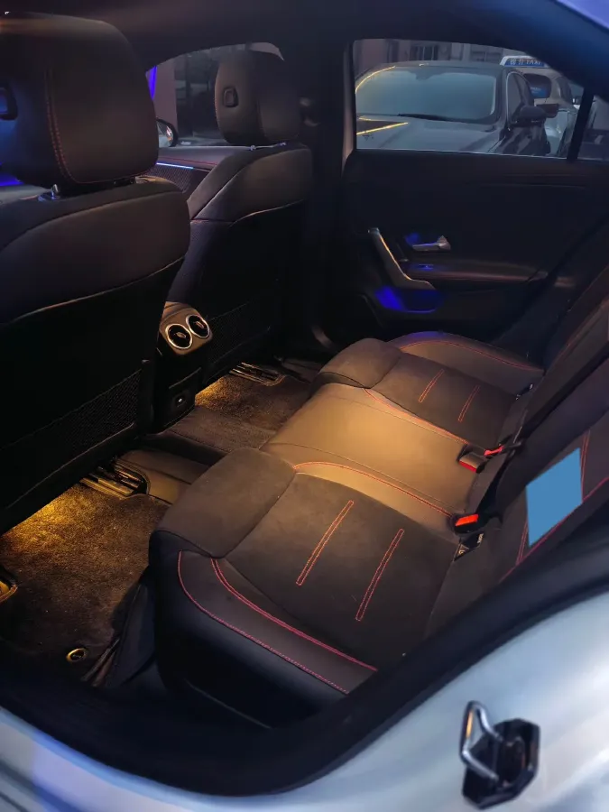 2025 Mercedes-Benz A Class 1.3T 163HP L4 7DCT,autocango,china used car exporter,china ev exporter,chinese used car exporter,chinese used ev exporter