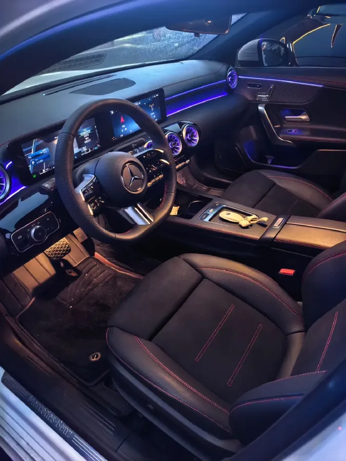 2025 Mercedes-Benz A Class 1.3T 163HP L4 7DCT,autocango,china used car exporter,china ev exporter,chinese used car exporter,chinese used ev exporter