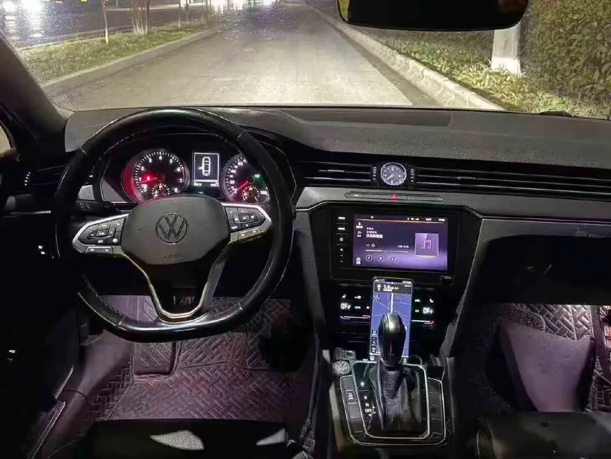 2020 Volkswagen Magotan 2.0T 186HP L4 7DCT,autocango,china used car exporter,china ev exporter,chinese used car exporter,chinese used ev exporter