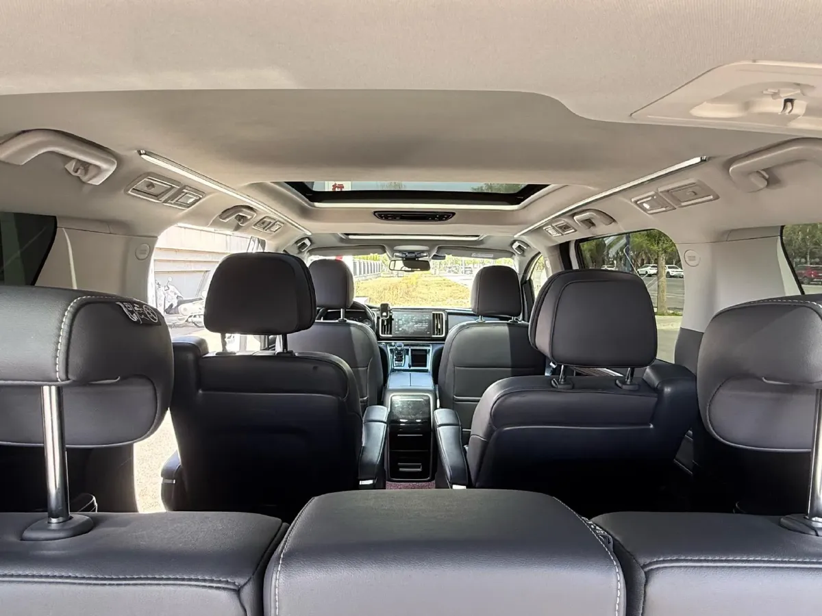 2023 GAC Trumpchi M8 2.0T 252HP L4 8AT,autocango,china used car exporter,china ev exporter,chinese used car exporter,chinese used ev exporter