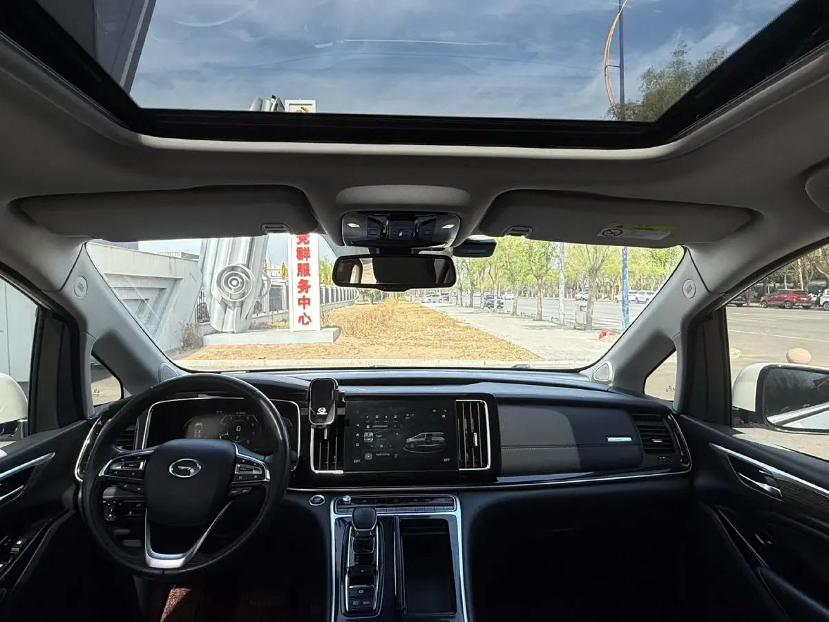 2023 GAC Trumpchi M8 2.0T 252HP L4 8AT,autocango,china used car exporter,china ev exporter,chinese used car exporter,chinese used ev exporter