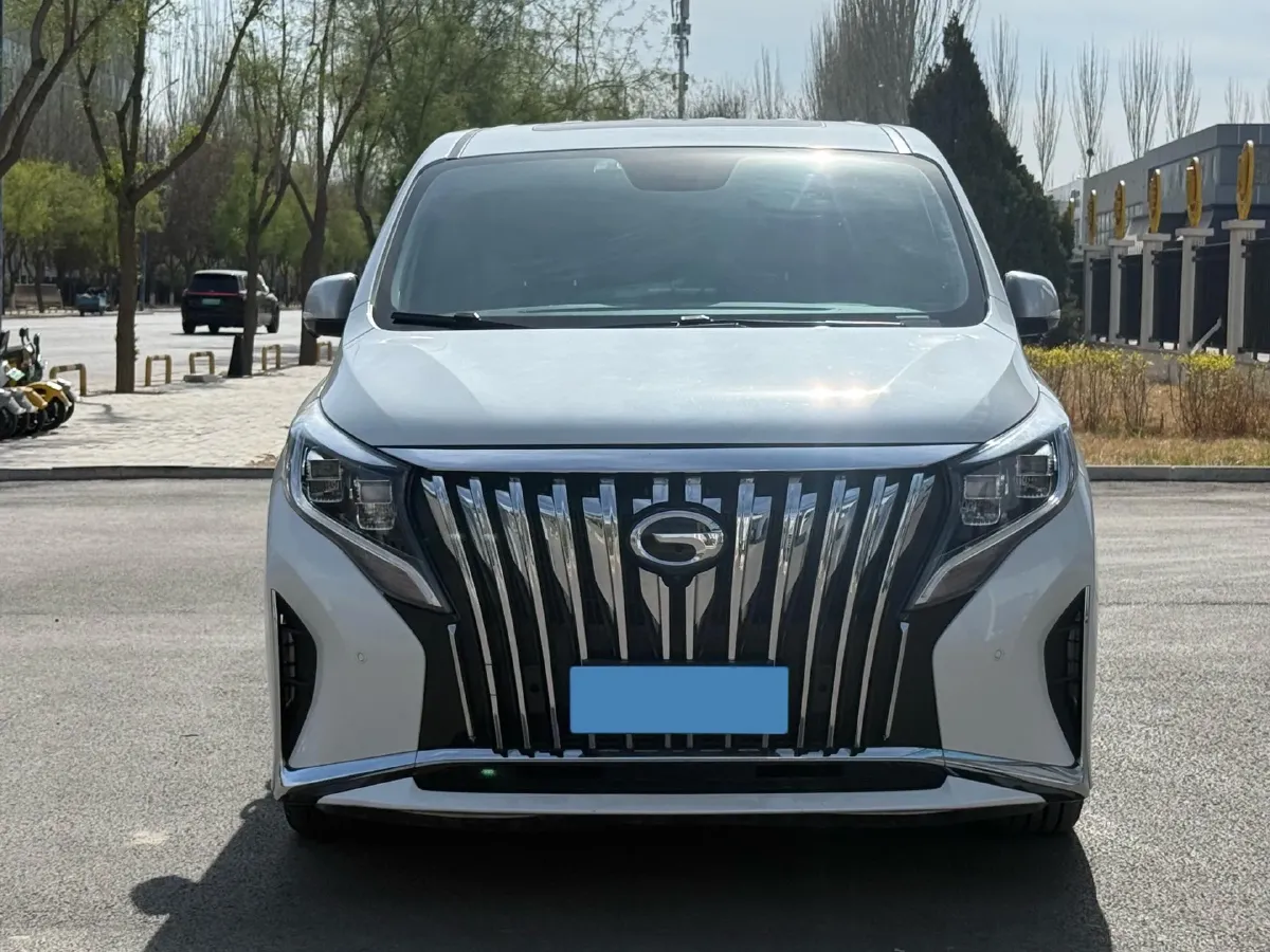 2023 GAC Trumpchi M8 2.0T 252HP L4 8AT,autocango,china used car exporter,china ev exporter,chinese used car exporter,chinese used ev exporter