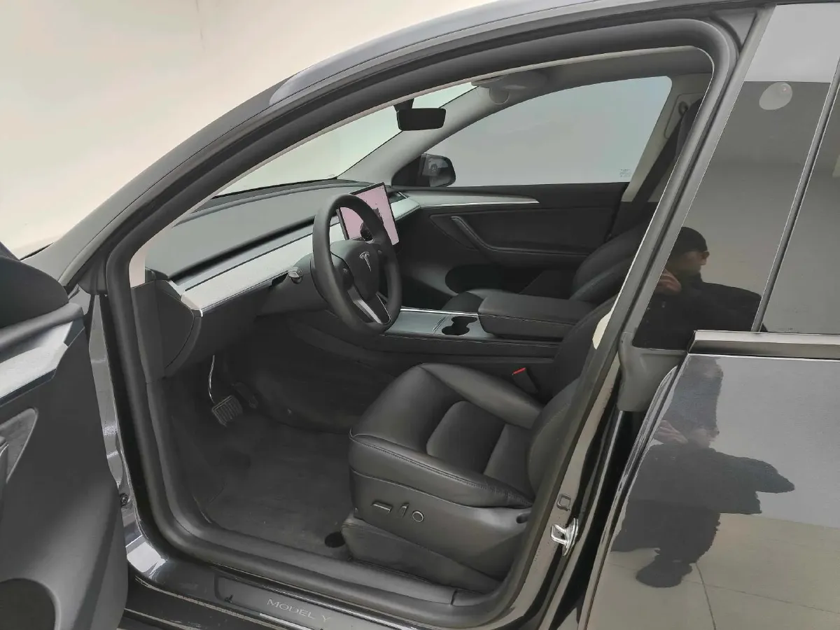 2024 Iveco OuSheng BEV 77.28KWH,autocango,china used car exporter,china ev exporter,chinese used car exporter,chinese used ev exporter