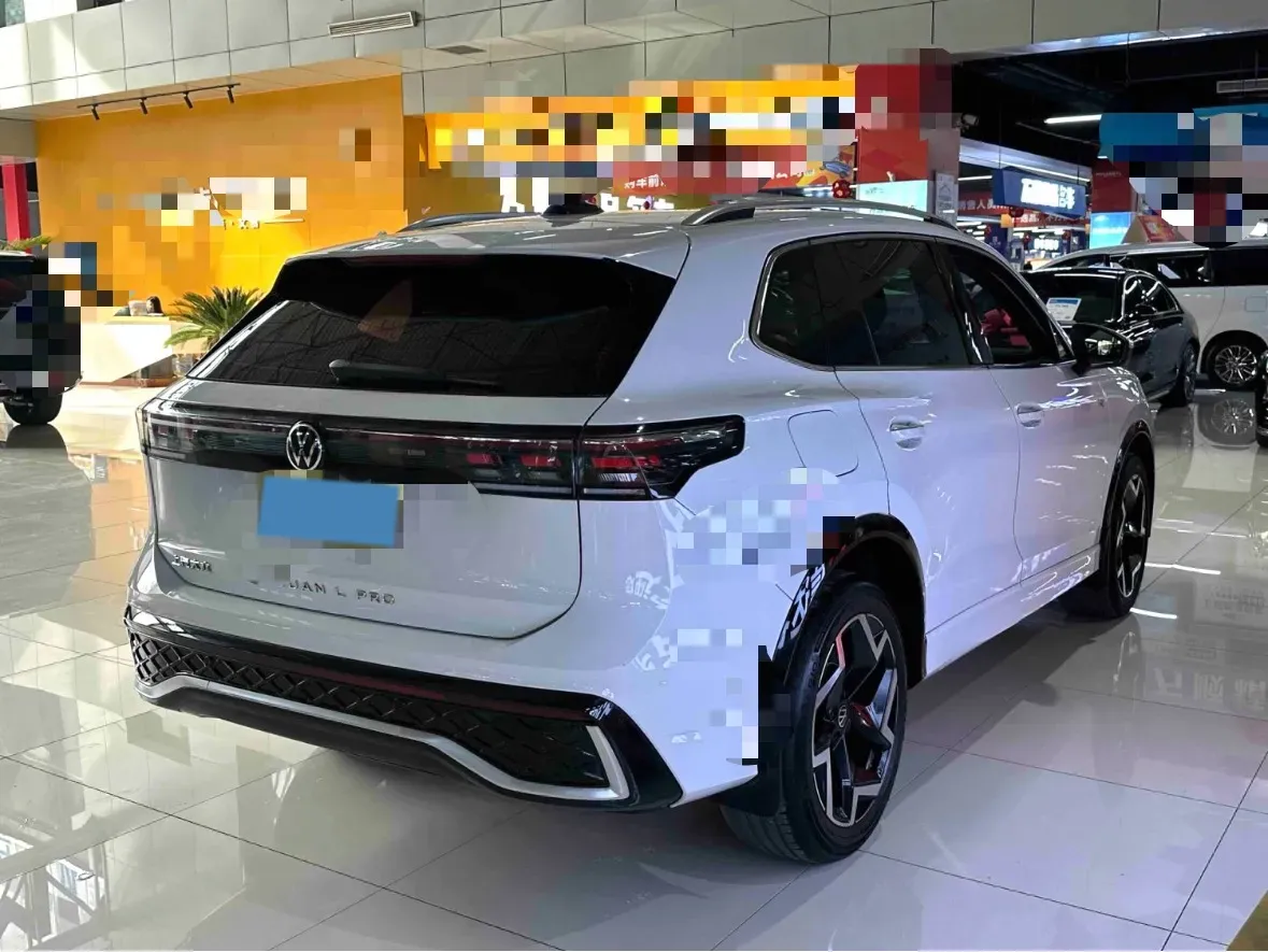 2024 Volkswagen Tiguan L 2.0T 186HP L4 7DCT,autocango,china used car exporter,china ev exporter,chinese used car exporter,chinese used ev exporter