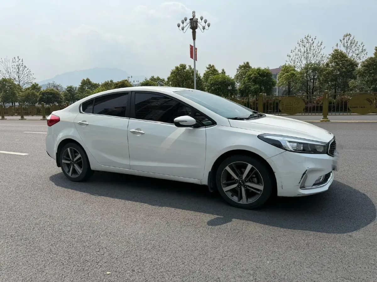 2017 Kia K3 1.6L 128HP L4 6AT,autocango,china used car exporter,china ev exporter,chinese used car exporter,chinese used ev exporter