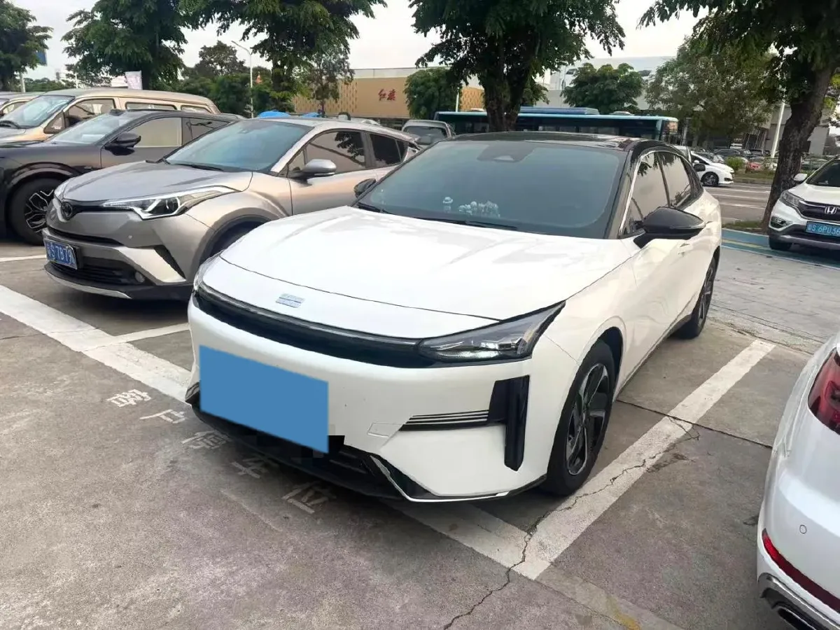 2024 Geely Galaxy L6 1.5T 163HP L4 3DHT PHEV,autocango,china used car exporter,china ev exporter,chinese used car exporter,chinese used ev exporter