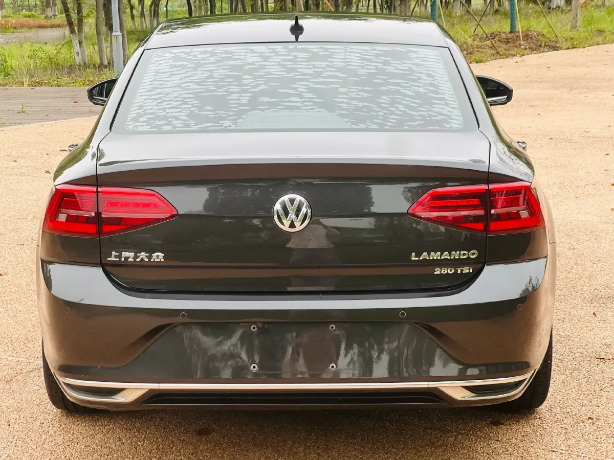 2019 Volkswagen Passat 1.4T 150HP L4 7DCT,autocango,china used car exporter,china ev exporter,chinese used car exporter,chinese used ev exporter