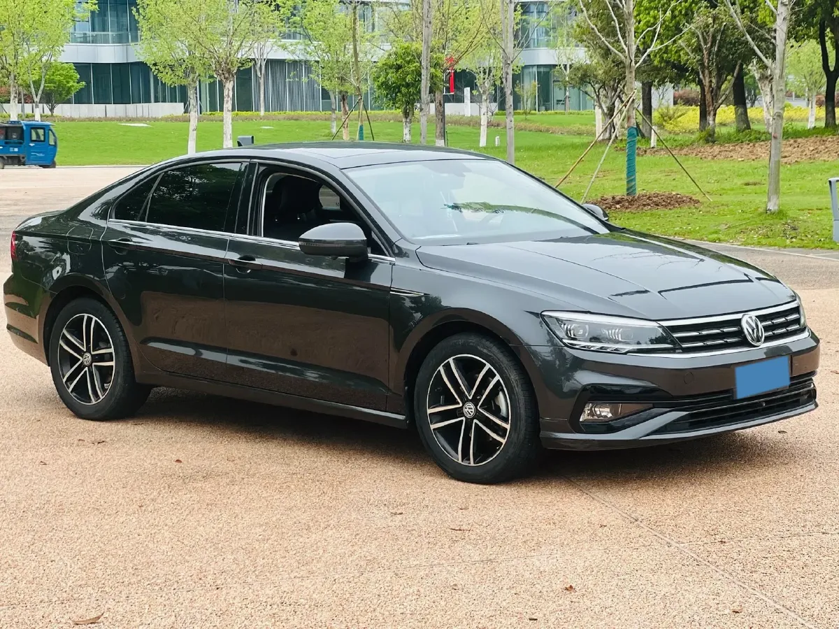 2019 Volkswagen Passat 1.4T 150HP L4 7DCT,autocango,china used car exporter,china ev exporter,chinese used car exporter,chinese used ev exporter