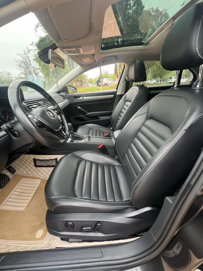 2019 Volkswagen Passat 1.4T 150HP L4 7DCT,autocango,china used car exporter,china ev exporter,chinese used car exporter,chinese used ev exporter