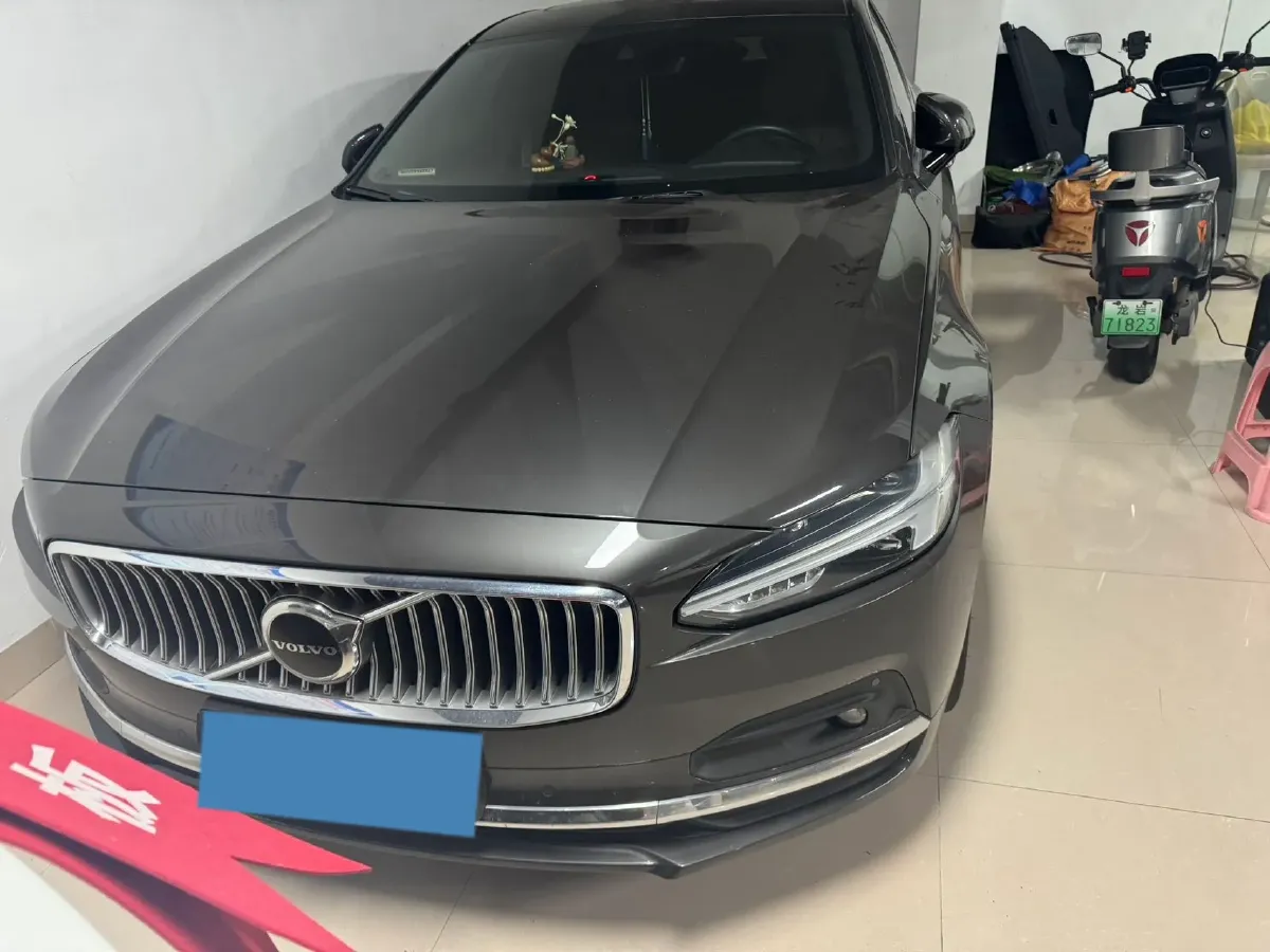 2021 Volvo S90 2.0T 250HP L4 8AT,autocango,china used car exporter,china ev exporter,chinese used car exporter,chinese used ev exporter