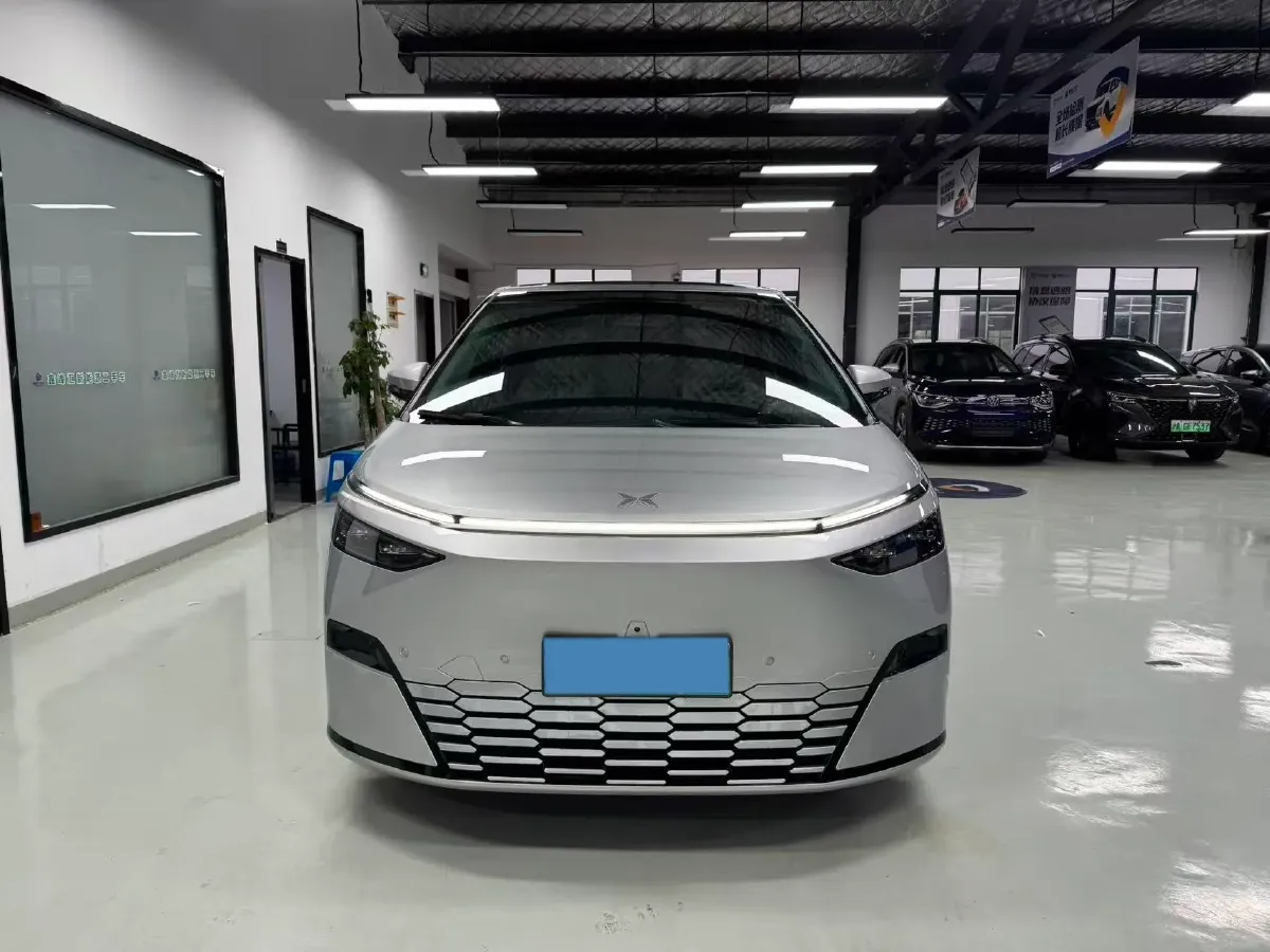 2024 Xpeng X9 BEV 101.5KWH,autocango,china used car exporter,china ev exporter,chinese used car exporter,chinese used ev exporter