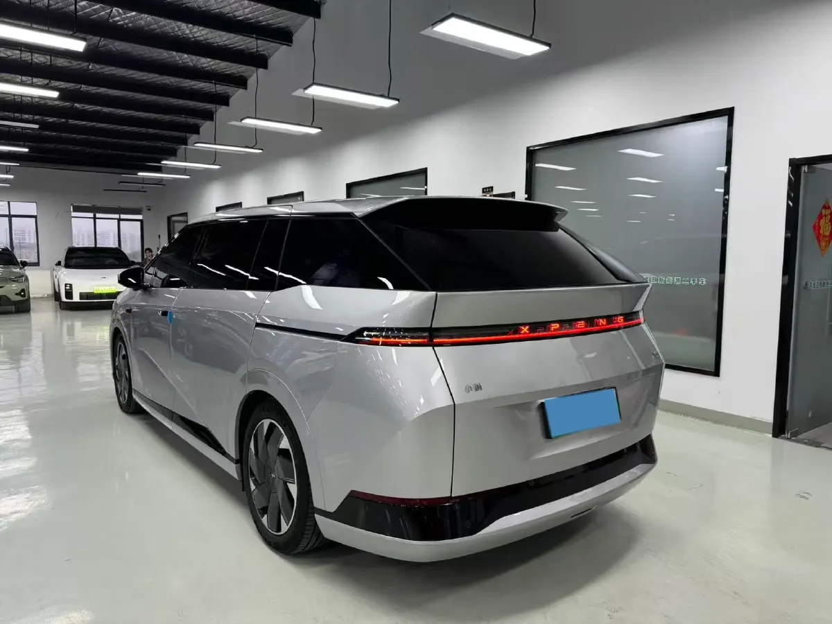 2024 Xpeng X9 BEV 101.5KWH,autocango,china used car exporter,china ev exporter,chinese used car exporter,chinese used ev exporter