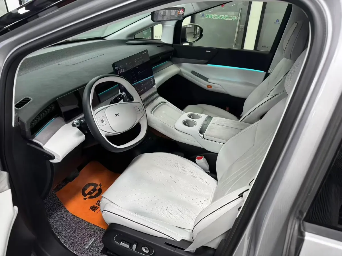 2024 Xpeng X9 BEV 101.5KWH,autocango,china used car exporter,china ev exporter,chinese used car exporter,chinese used ev exporter