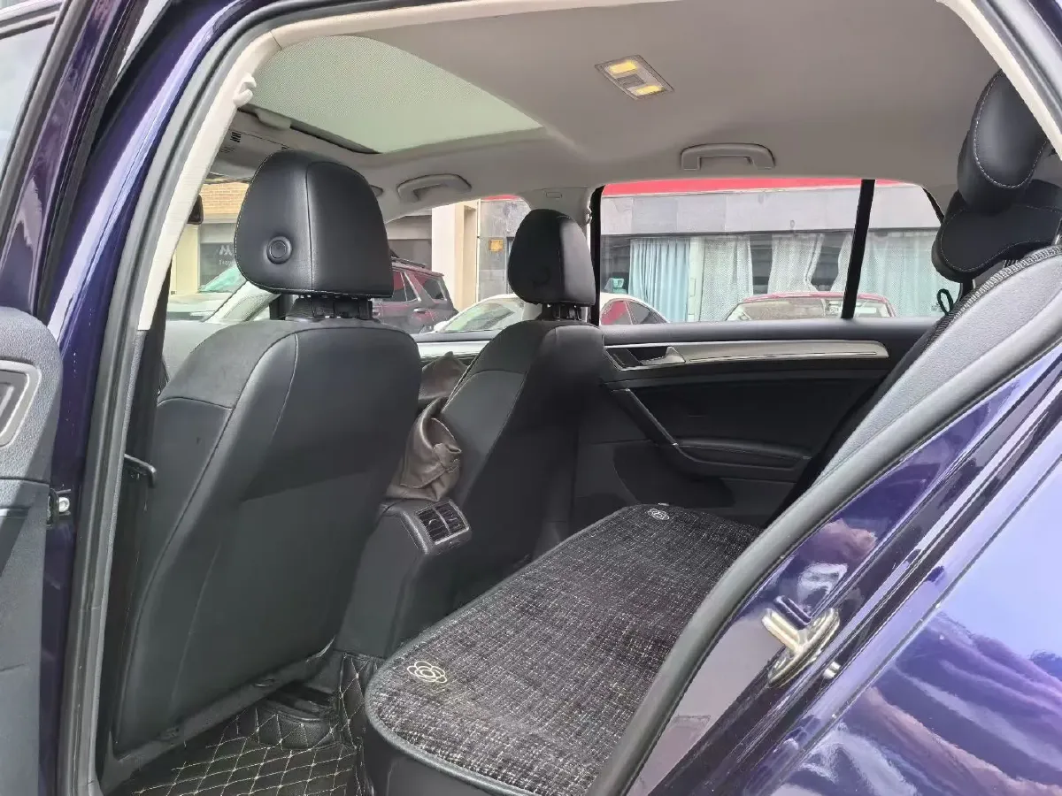 2018 Volkswagen Golf 1.4T 131HP L4 7DCT,autocango,china used car exporter,china ev exporter,chinese used car exporter,chinese used ev exporter