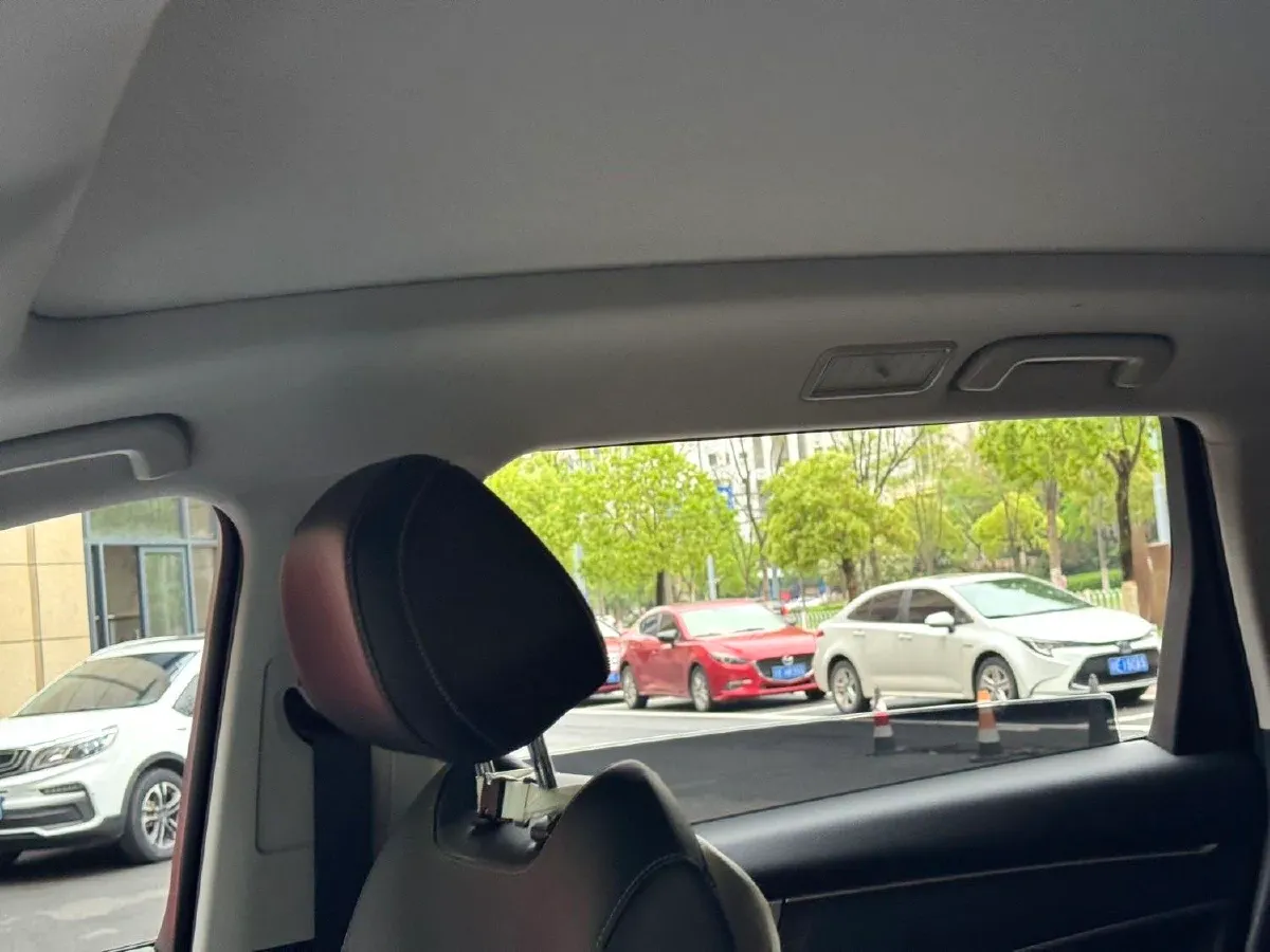 2020 WuLing KaiJie 1.5T 147HP L4 CVT,autocango,china used car exporter,china ev exporter,chinese used car exporter,chinese used ev exporter