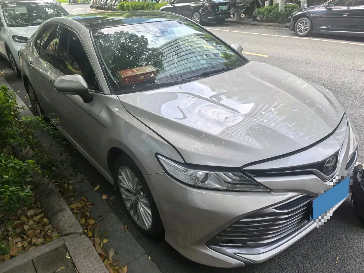 2019 Toyota Camry 2.5L 209HP L4 8AT,autocango,china used car exporter,china ev exporter,chinese used car exporter,chinese used ev exporter