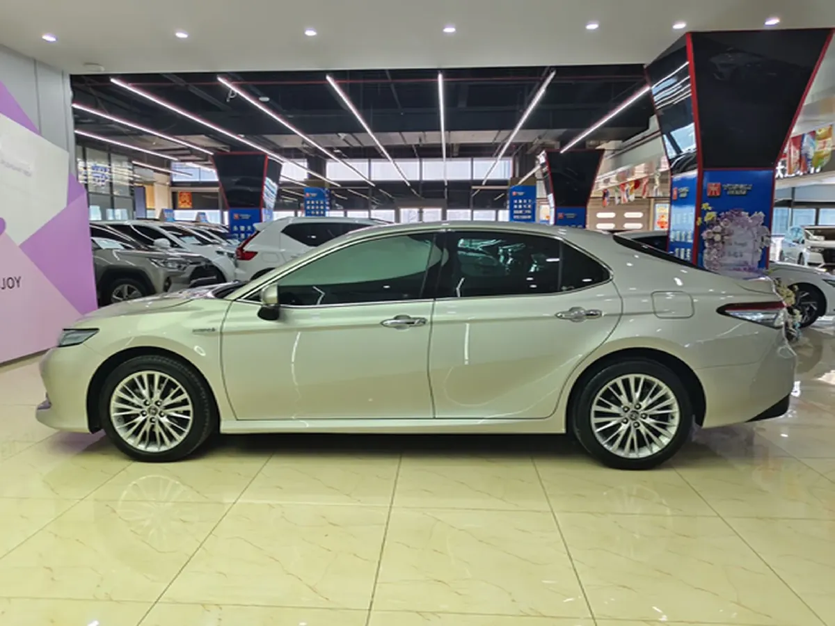 2019 Toyota Camry 2.5L 178HP L4 E-CVT Hybrid,autocango,china used car exporter,china ev exporter,chinese used car exporter,chinese used ev exporter